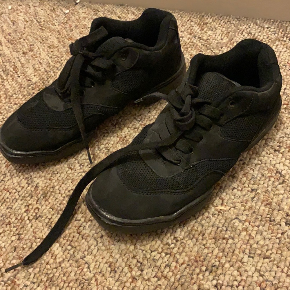 Black hip hop shoes